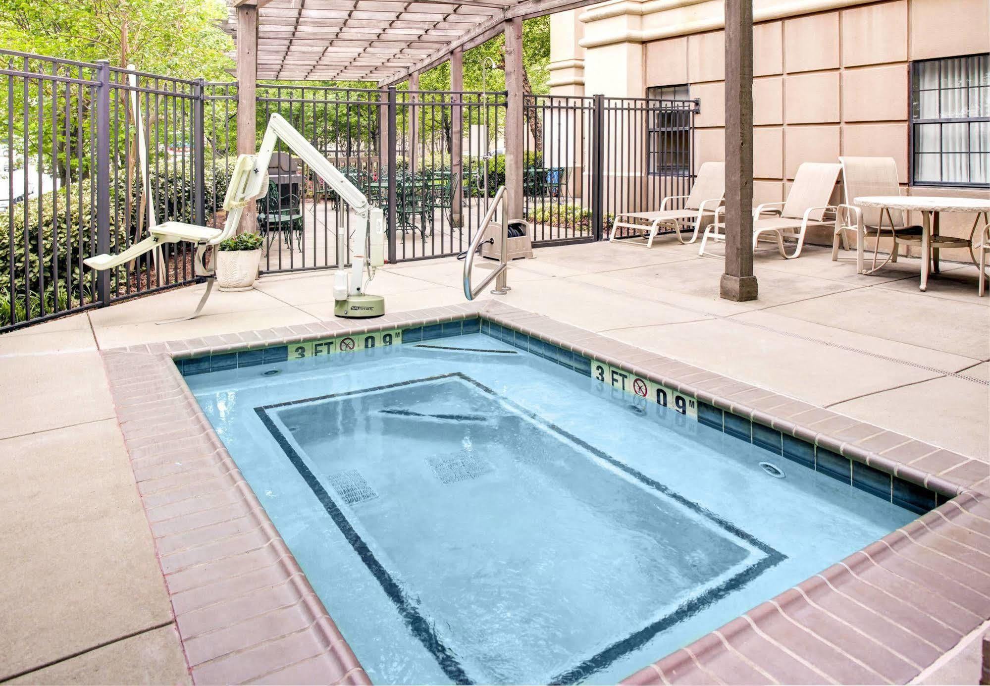 Towneplace Suites Atlanta Buckhead Exteriér fotografie
